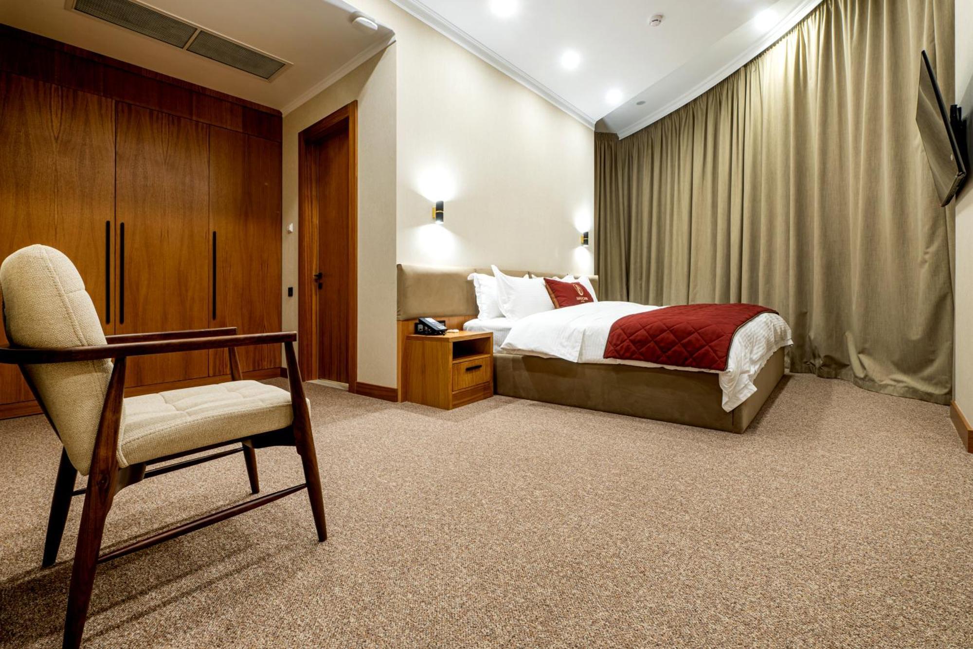 Mardan Hotel Shymkent Esterno foto